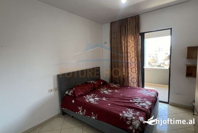 Shtepi me qera Apartament ne Tirane, 2+1, Mobilimi E mobiluar, Pagesa 450  Euro.