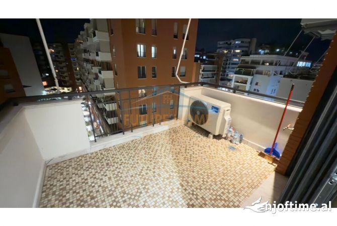 Shtepi me qera 1+1 ne Tirane - 900 Euro