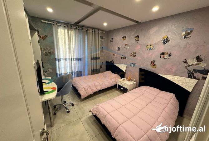 Shtepi ne shitje Apartament ne Tirane, 2+1, Mobilimi E mobiluar, Pagesa 210,000  Euro.