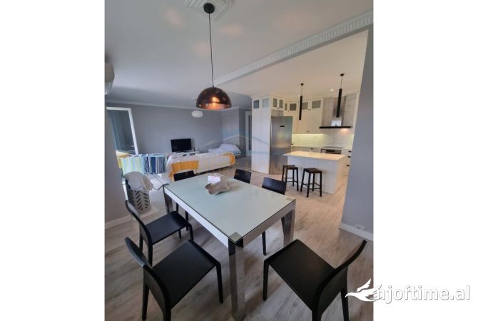 Shtepi ne shitje 3+1 ne Durres - 360,000 Euro