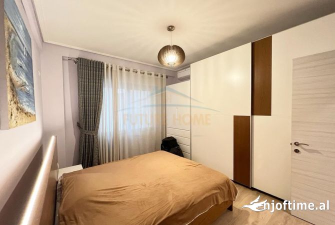 Shtepi ne shitje Apartament ne Tirane, 1+1, Mobilimi E mobiluar, Pagesa 155,000  Euro.