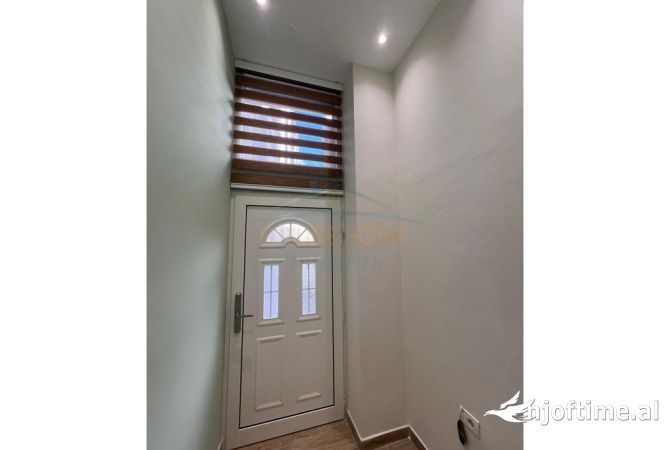 Shtepi ne shitje Apartament ne Tirane, 1+1, Mobilimi E mobiluar, Pagesa 115,000  Euro.