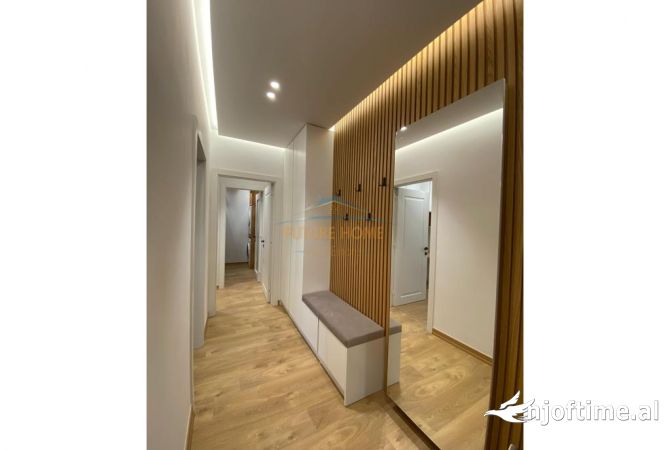 Shtepi me qera Apartament ne Tirane, 2+1, Mobilimi E mobiluar, Pagesa 1,200  Euro.