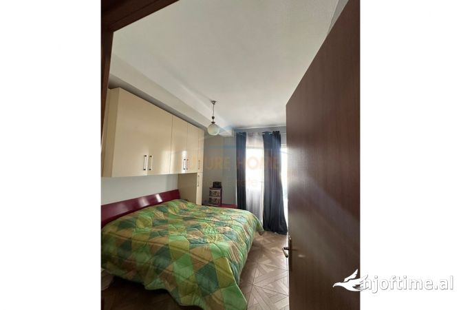 Shtepi me qera 2+1 ne Tirane - 500 Euro
