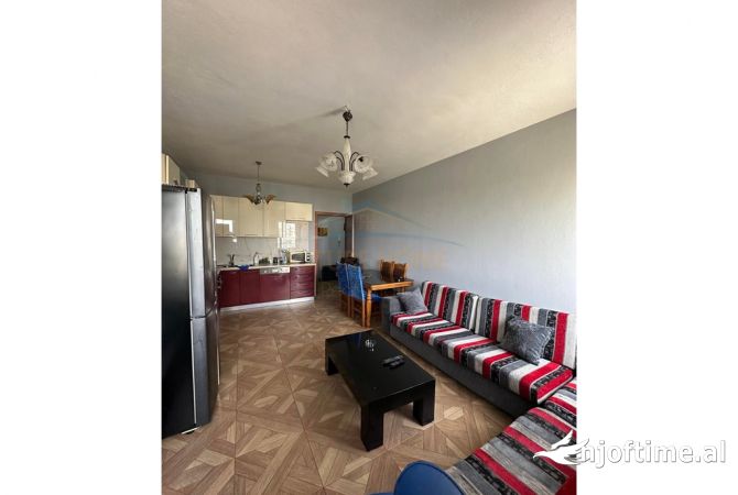 Shtepi me qera 2+1 ne Tirane - 500 Euro