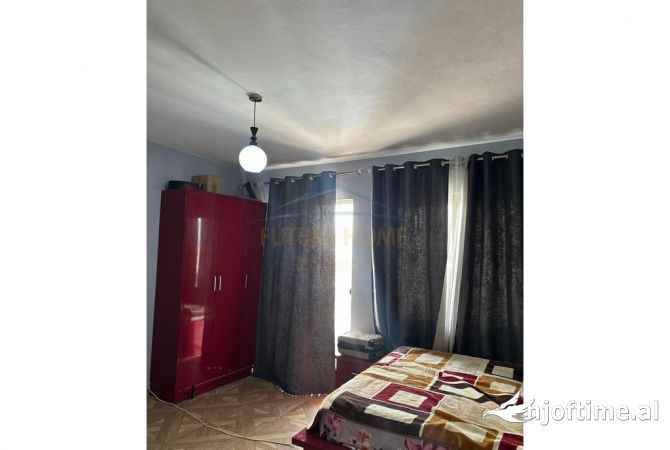 Shtepi me qera Apartament ne Tirane, 2+1, Mobilimi E mobiluar, Pagesa 500  Euro.