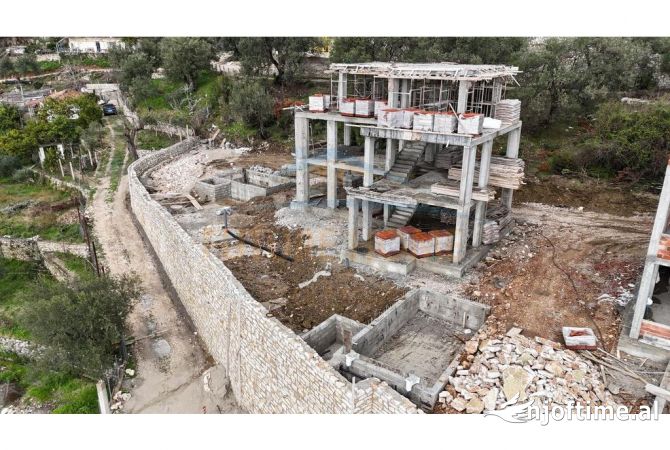 Luxury villas for sale in Himara 3+1, Emty