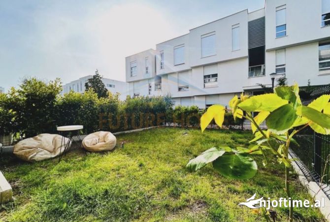 Shtepi ne shitje Apartament ne Durres, 1+1, Mobilimi Bosh, pa mobiluar, Pagesa 250,000  Euro.