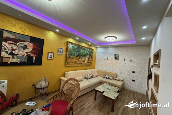 Shtepi ne shitje 3+1 ne Kavaje - 550,000 Euro