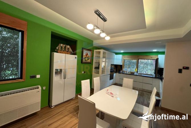 Shtepi ne shitje 3+1 ne Kavaje - 550,000 Euro