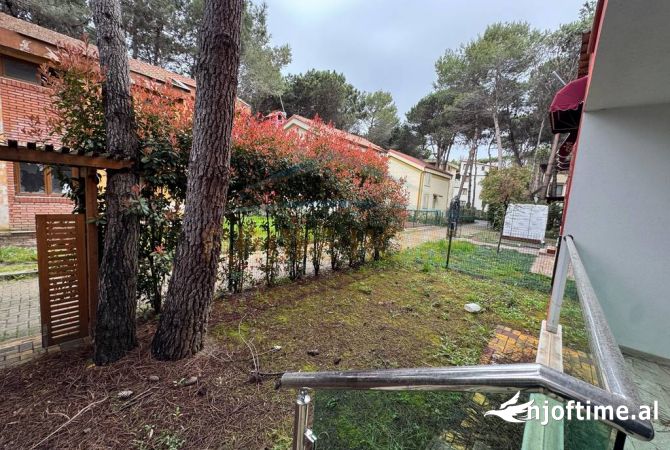 Shtepi ne shitje Duplex(shtepi me 2 kate) ne Kavaje, 3+1, Mobilimi E mobiluar, Pagesa 550,000  Euro.