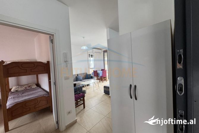 Shtepi ne shitje Apartament ne Durres, 1+1, Mobilimi E mobiluar, Pagesa 200,000  Euro.