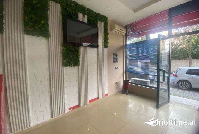 Business Property in Sale 1+1 in Tirana - 165,000 Euro