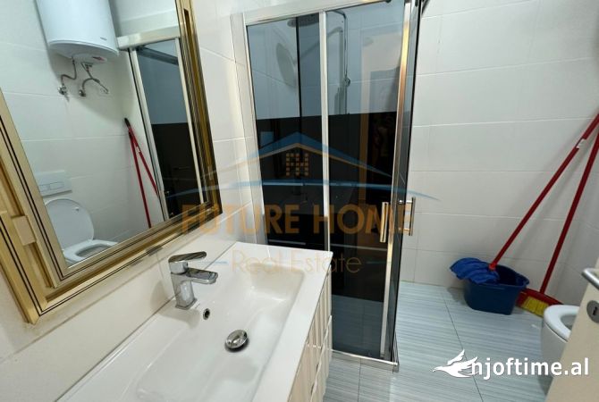 Shtepi ne shitje Apartament ne Tirane, 2+1, Mobilimi E mobiluar, Pagesa 232,460  Euro.