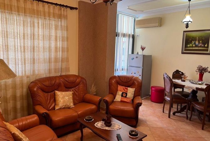 Shtepi ne shitje 2+1 ne Durres - 90,000 Euro