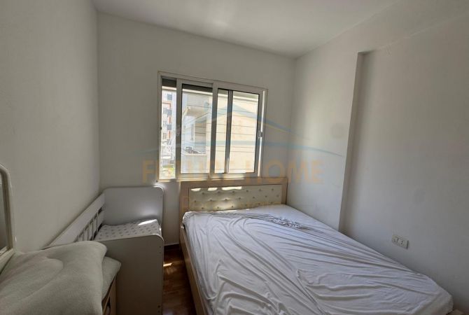 Shtepi ne shitje Apartament ne Kavaje, 2+1, Mobilimi Bosh, pa mobiluar, Pagesa 148,000  Euro.