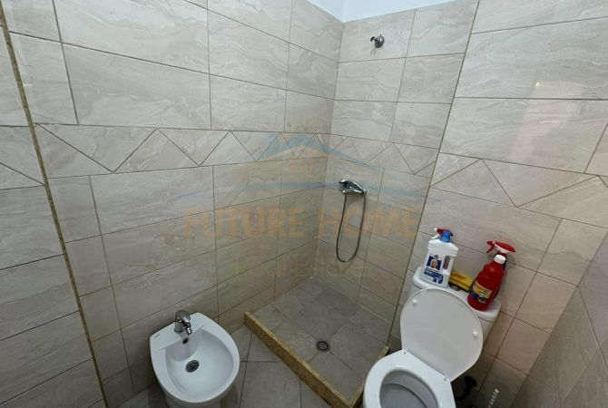 Shtepi me qera 1+1 ne Tirane - 370 Euro