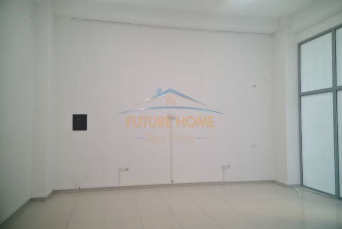 Ambient biznesi me qera 1+1 ne Tirane - 1,800 Euro