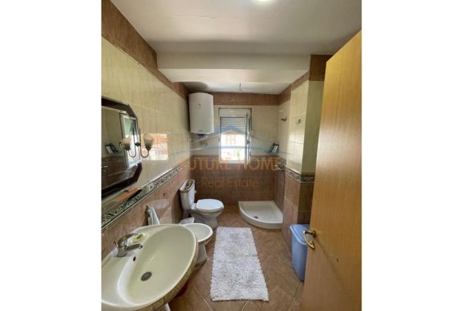 Shtepi ne shitje 3+1 ne Tirane - 150,000 Euro