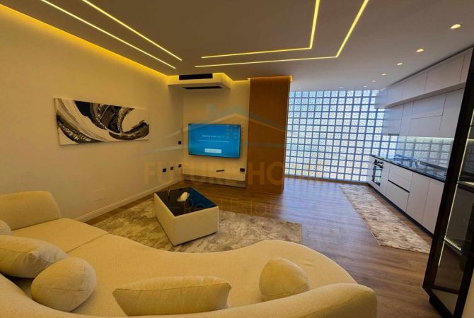 Shtepi ne shitje Apartament ne Tirane, 2+1, Mobilimi E mobiluar, Pagesa 348,000  Euro.