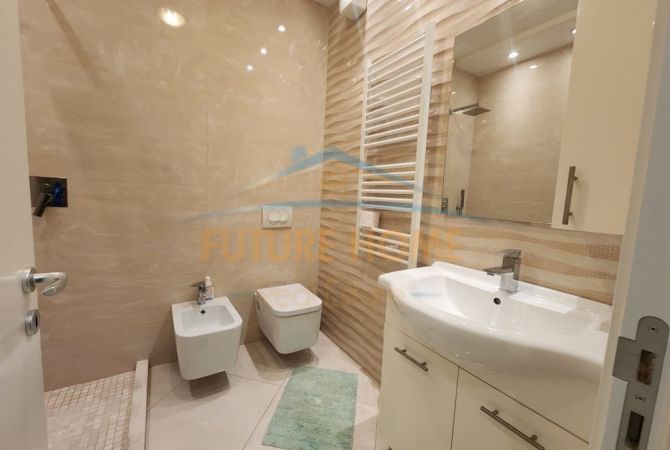 Shtepi me qera 2+1 ne Tirane - 750 Euro