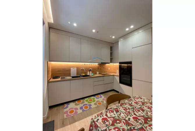 Shtepi me qera 2+1 ne Tirane - 850 Euro