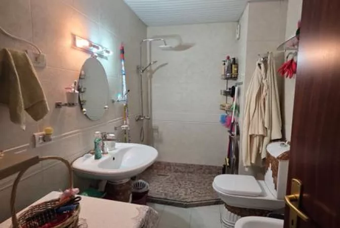 Shtepi ne shitje 1+1 ne Tirane - 2,200,000 Euro