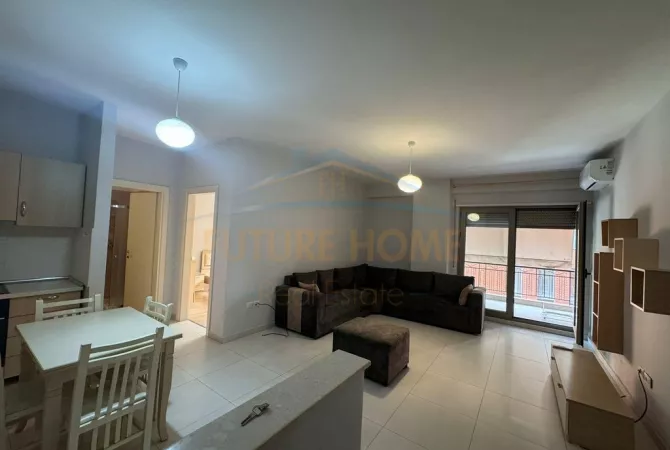 Shtepi ne shitje 1+1 ne Tirane - 210,000 Euro