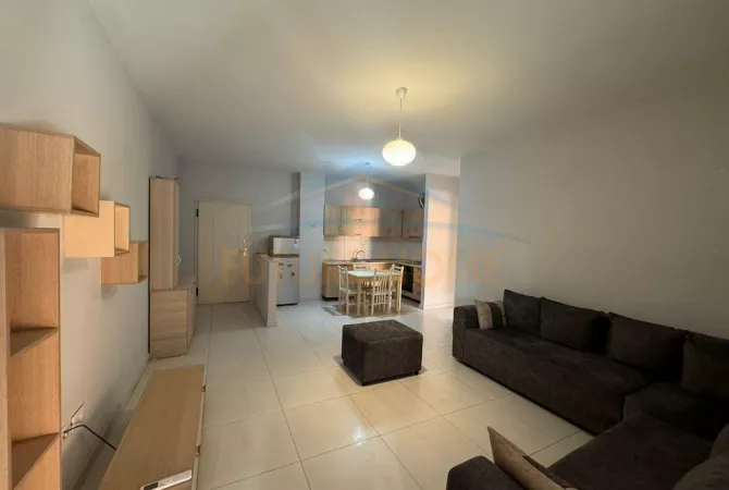 Shtepi ne shitje Apartament ne Tirane, 1+1, Mobilimi E mobiluar, Pagesa 210,000  Euro.