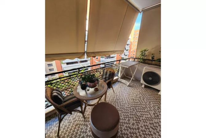 Shtepi ne shitje Apartament ne Tirane, 1+1, Mobilimi E mobiluar, Pagesa 240,000  Euro.