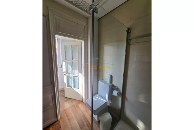 Shtepi me qera 1+1 ne Tirane - 800 Euro