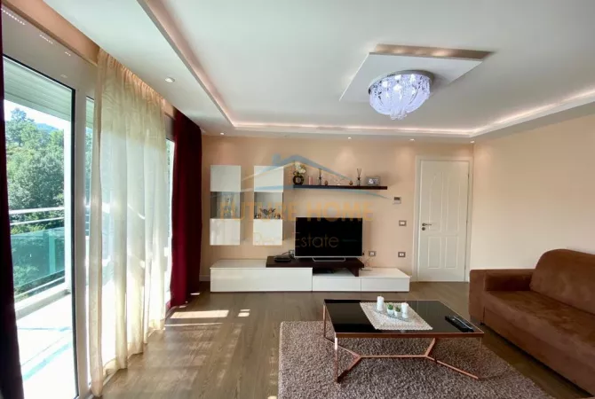 Shtepi me qera Apartament ne Tirane, 3+1, Mobilimi E mobiluar, Pagesa 1,200  Euro.