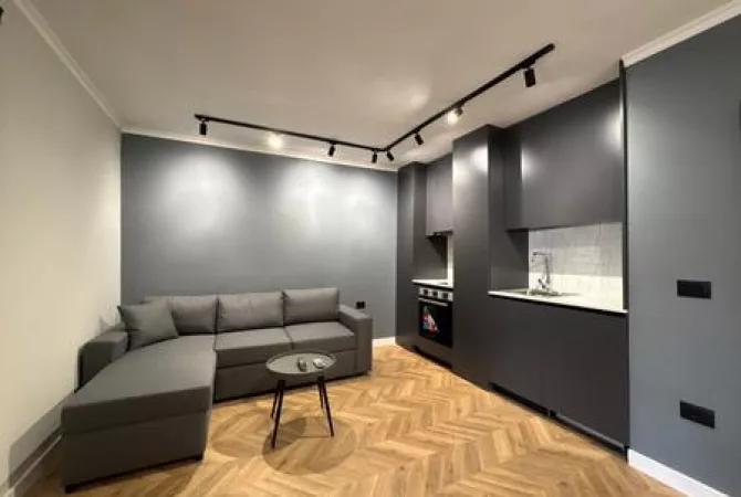 Shtepi ne shitje Apartament ne Tirane, 2+1, Mobilimi E mobiluar, Pagesa 268,000  Euro.