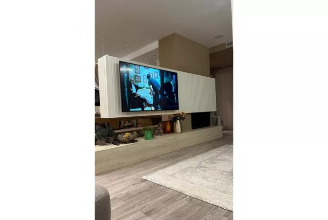 Shtepi ne shitje Apartament ne Durres, 3+1, Mobilimi E mobiluar, Pagesa 300,000  Euro.