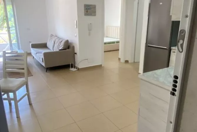 Shtepi me qera 1+1 ne Tirane - 590 Euro
