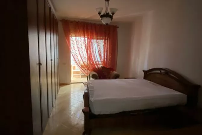 Shtepi me qera 1+1 ne Tirane - 450 Euro