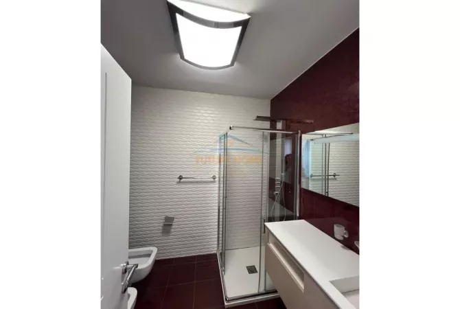 Qira,Zyre,prane Kompleksit Delijorgji !