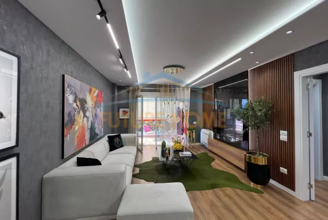 Shtepi ne shitje 2+1 ne Tirane - 250,000 Euro