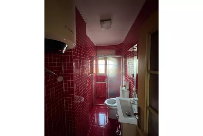 Shtepi ne shitje 2+1 ne Tirane - 135,000 Euro