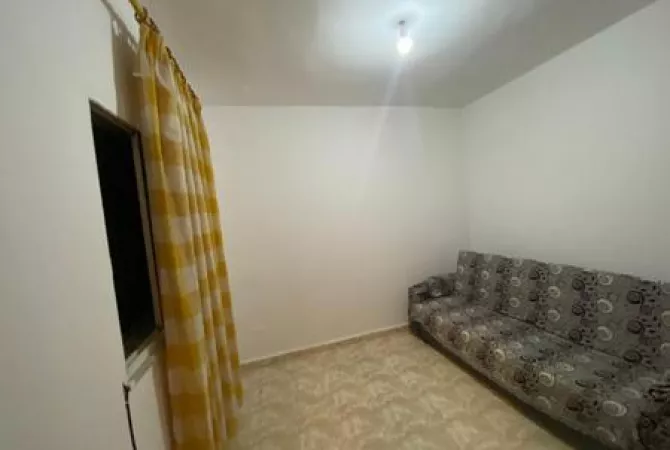 Shtepi ne shitje Apartament ne Tirane, 3+1, Mobilimi Bosh, pa mobiluar, Pagesa 248,000  Euro.