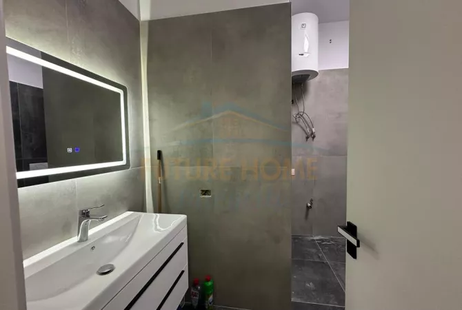 Shtepi ne shitje Apartament ne Sarande, 1+1, Mobilimi Pjeserisht e mobiluar, Pagesa 198,000  Euro.