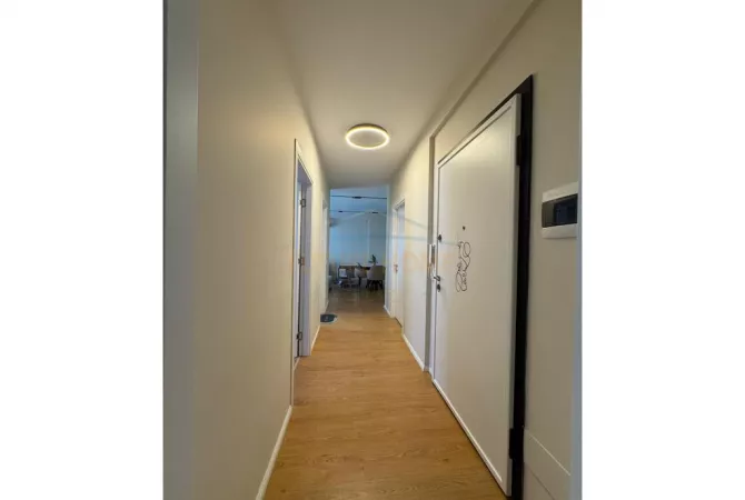 Shtepi ne shitje 2+1 ne Tirane - 250,000 Euro