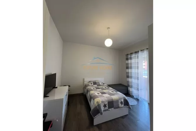 Shtepi ne shitje Apartament ne Tirane, 2+1, Mobilimi E mobiluar, Pagesa 317,500  Euro.