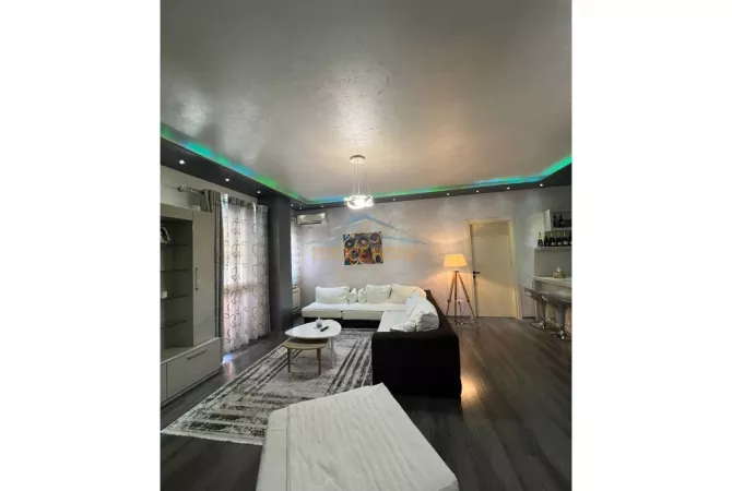 Shtepi ne shitje Apartament ne Tirane, 2+1, Mobilimi E mobiluar, Pagesa 317,500  Euro.