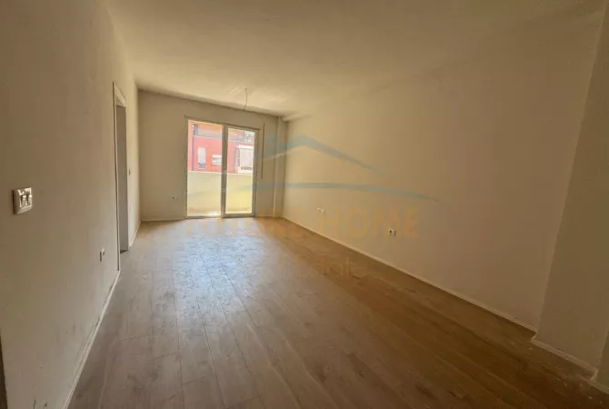 Shtepi ne shitje 1+1 ne Tirane - 113,000 Euro