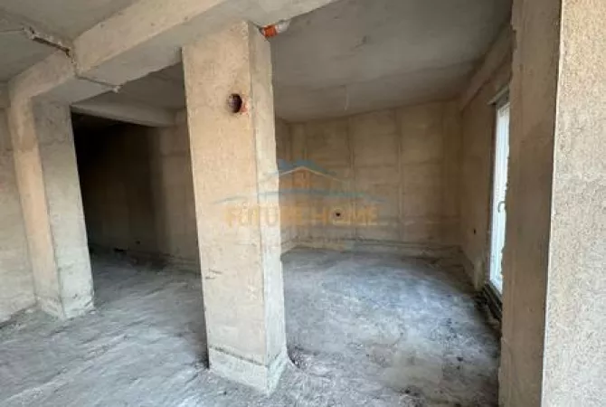 Shtepi ne shitje 2+1 ne Tirane - 325,000 Euro