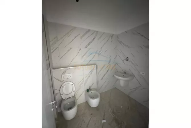 Apartment for sale in Tirana 2+1, Emty