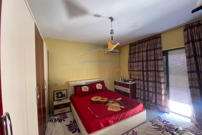 Shtepi ne shitje 3+1 ne Tirane - 350,000 Euro