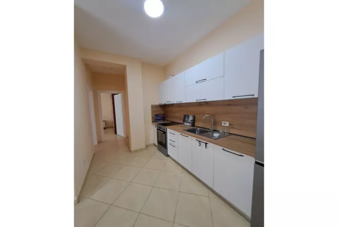 Shtepi me qera 2+1 ne Tirane - 58,000 Leke