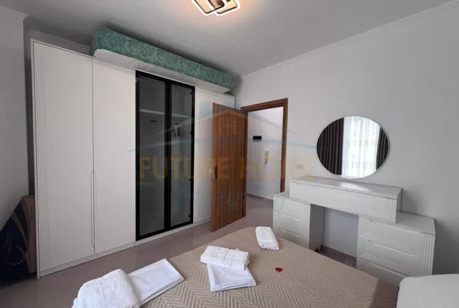 Shtepi me qera Apartament ne Tirane, 2+1, Mobilimi E mobiluar, Pagesa 780  Euro.